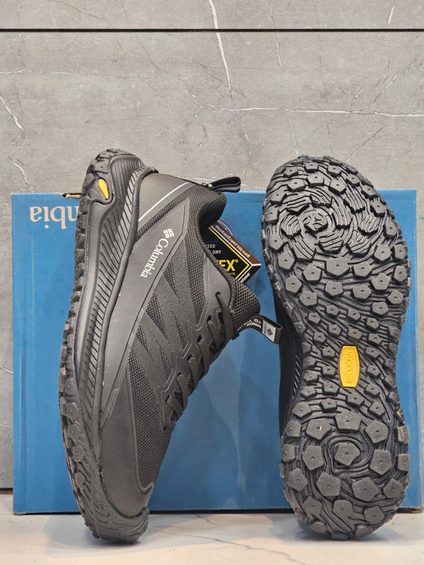 کتونی طبیعت گردی کلمبیا ضدآب مردانه مسترکوالیتی /سایز 40 الی 45 /ساخت ویتنام /Columbia GORE-TEX /ضمانت کالا /فروش تک و عمده