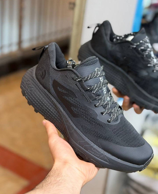 کتونی نورث فیس آلتامسا ۵۰۰ /سایز ۴۰ الی ۴۵ /ساخت ویتنام/North Face Altamesa 500 /ضمانت کالا /فروش تک و عمده