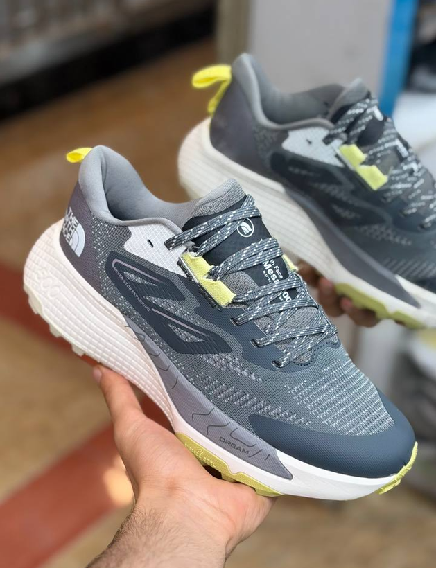کتونی نورث فیس آلتامسا ۵۰۰ /سایز ۴۰ الی ۴۵ /ساخت ویتنام/North Face Altamesa 500 /ضمانت کالا /فروش تک و عمده