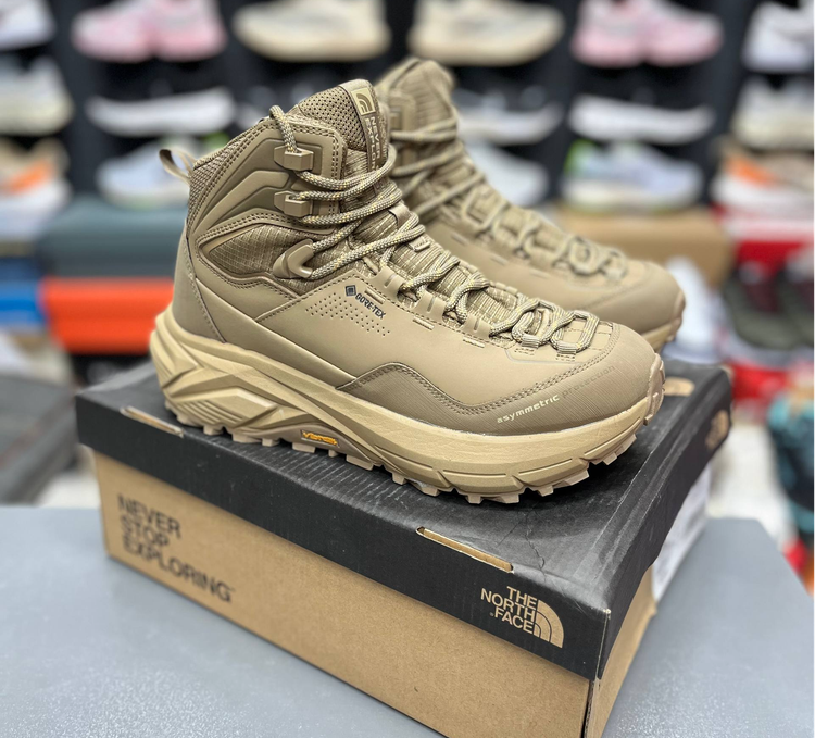 بوت کوهنوردی و طبیعتگردی نورث فیس ضدآب سایز ۴۰ الی ۴۵ The North Face GORE-TEX