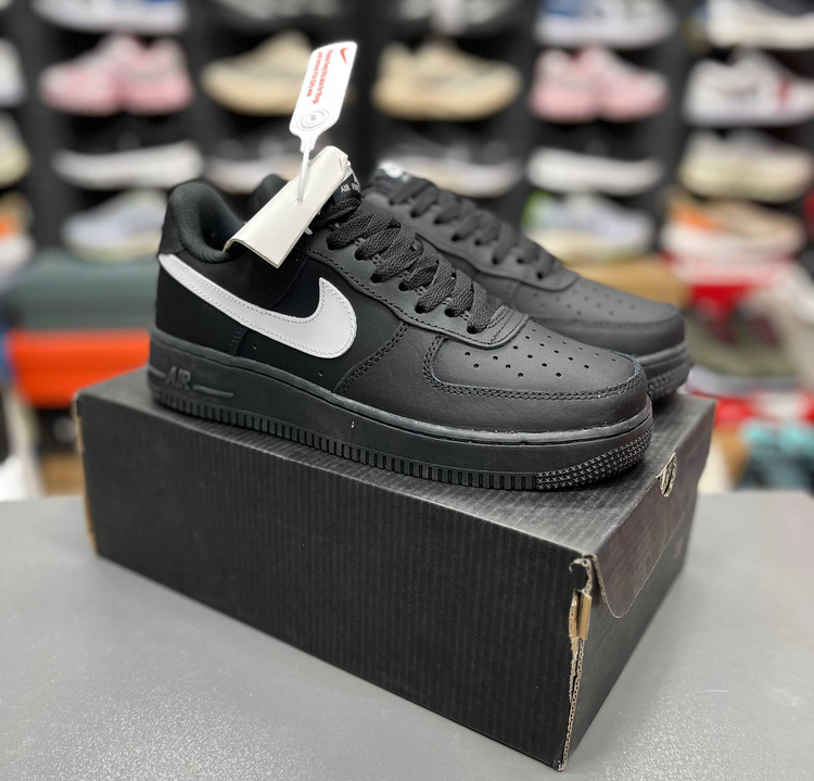کتونی نایک ایرفورس ۱ مسترکوالیتی /سایز ۳۶ الی ۴۵ /ساخت ویتنام /Nike Airforce 1 /ضمانت کالا /فروش تک و عمده