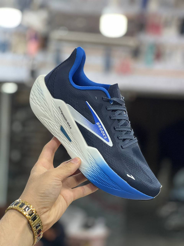 کتونی بروکس هایپریون مکس /سایزبندی 40تا45 /ساخت ویتنام /Brooks Hyperion Max /ضمانت کالا /فروش تک و عمده