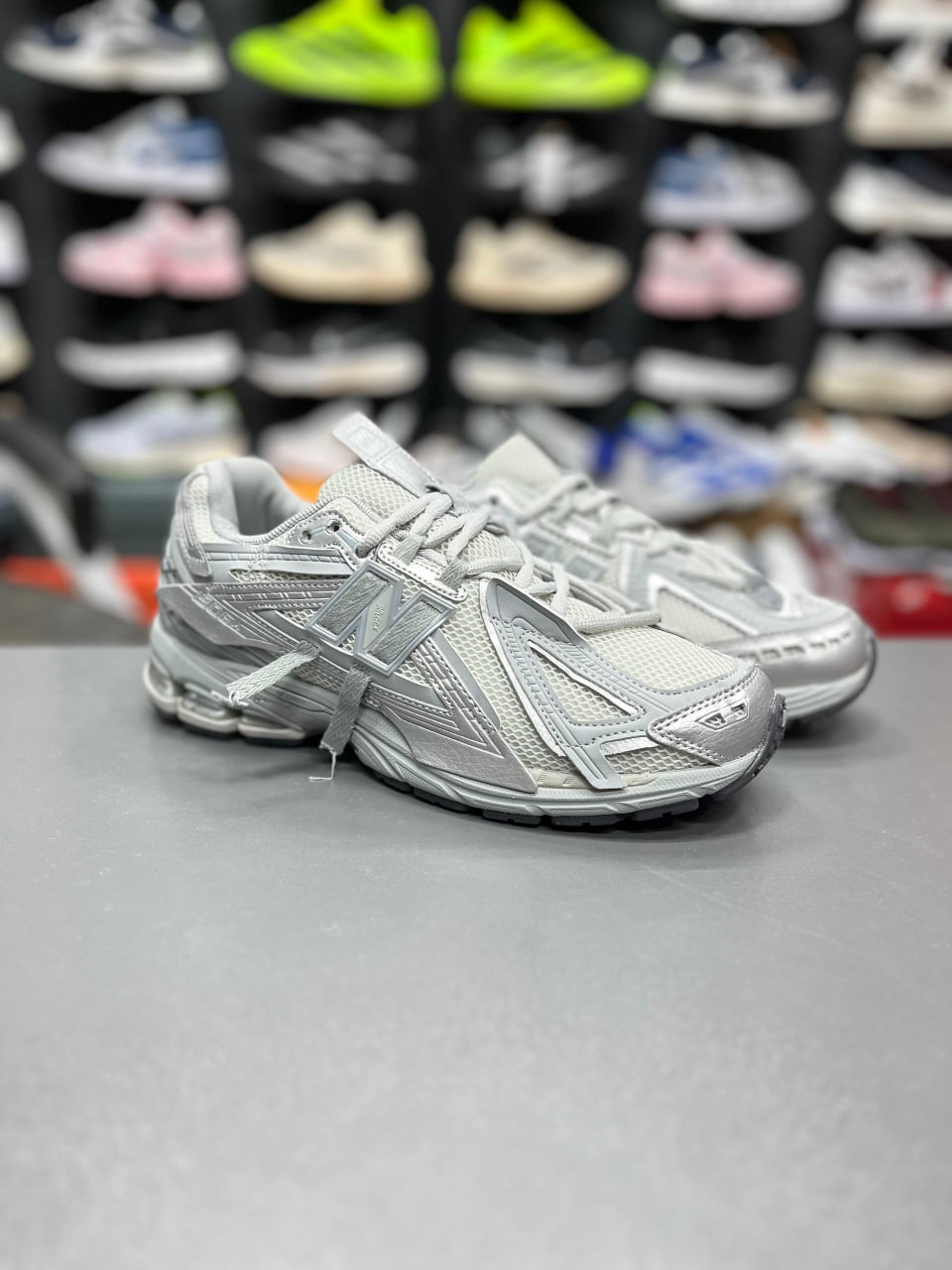 کتونی نیوبالانس ۱۹۰۶/Newbalance 1906/سایز۴۰ الی ۴۵/ ساخت ویتنام/ضمانت کالا/فروش تک و عمده