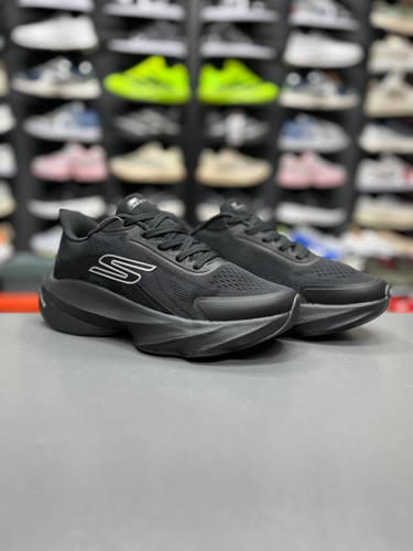 کتونی اسکیچرز هایپربرست کربن مسترکوالیتی /سایز 40 الی 45 /ساخت ویتنام /Skechers Hyperburst Carbon /ضمانت کالا /فروش به صورت تک و عمده