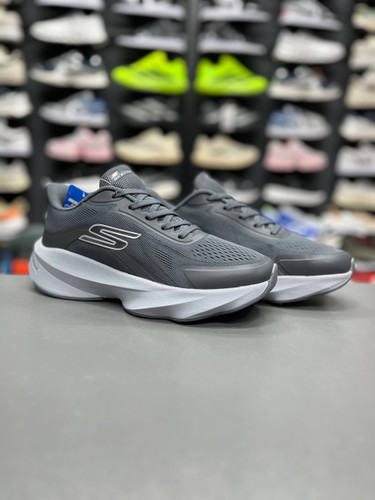 کتونی اسکیچرز هایپربرست کربن مسترکوالیتی /سایز 40 الی 45 /ساخت ویتنام /Skechers Hyperburst Carbon /ضمانت کالا /فروش به صورت تک و عمده