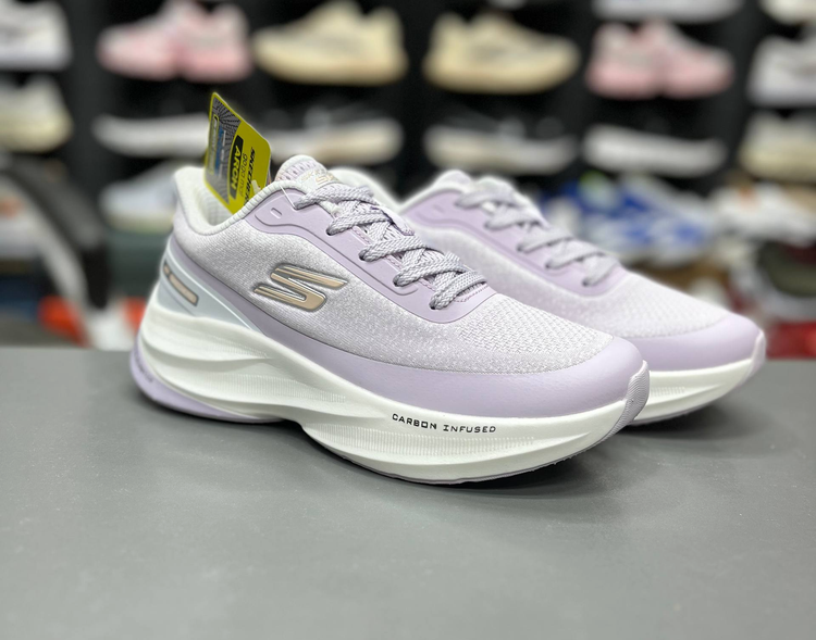 کتونی اسکیچرز هایپربرست کربن مسترکوالیتی /سایز ۳۷ الی ۴۰ /ساخت ویتنام /Skechers Hyperburst Carbon /ضمانت کالا /فروش به صورت تک و عمده