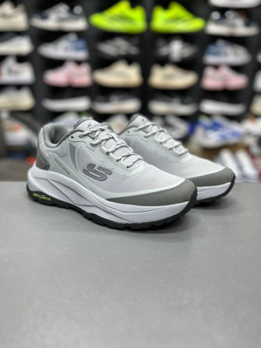 کتونی اسکیچرز اسلیپ/Skechers Slip Ins/سایز۴۰ الی ۴۵/ ساخت ویتنام/ضمانت کالا/فروش تک و عمده