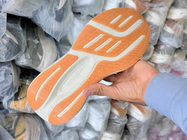 کتونی طبیعتگردی کلمبیا با زیره ویبرام/سایز ۴۰ الی ۴۵/ساخت ویتنام/ Columbia OutDry Vibram/ضمانت کالا/فروش تک و عمده