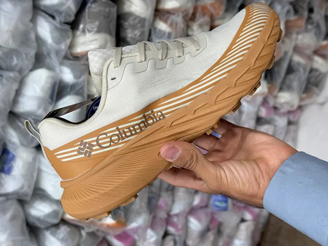کتونی طبیعتگردی کلمبیا با زیره ویبرام/سایز ۴۰ الی ۴۵/ساخت ویتنام/ Columbia OutDry Vibram/ضمانت کالا/فروش تک و عمده
