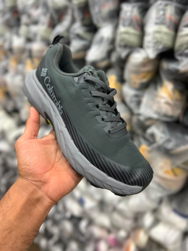 کتونی طبیعتگردی کلمبیا با زیره ویبرام/سایز ۴۰ الی ۴۵/ساخت ویتنام/ Columbia OutDry Vibram/ضمانت کالا/فروش تک و عمده