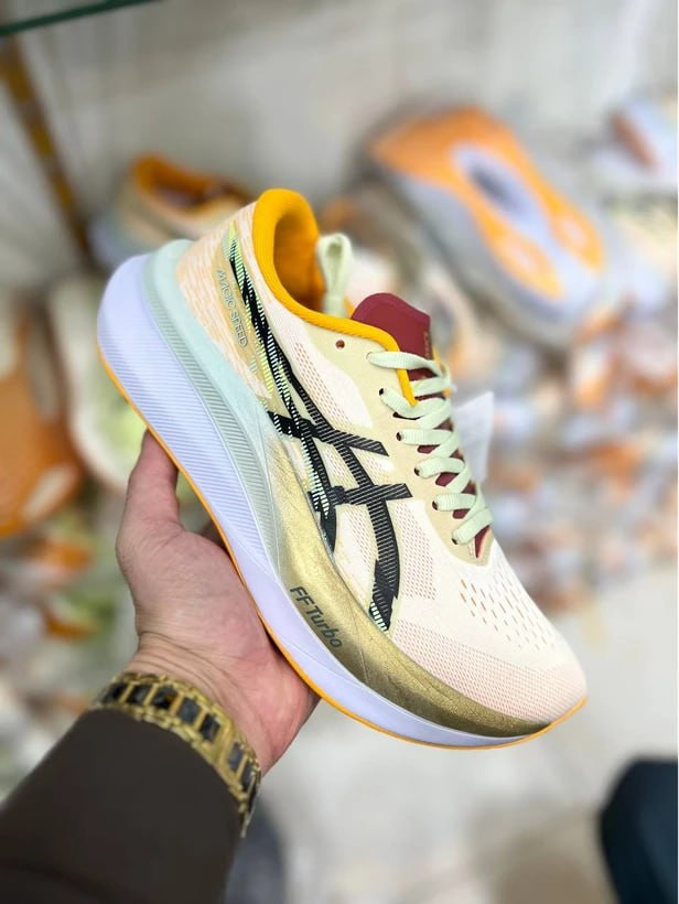 کتونی رانینگ اسیکس مجیک اسپید مسترکوالیتی /سایز ۴۰ الی ۴۵ /ساخت ویتنام /ASICS MAGIC SPEED /ضمانت کالا/فروش تک و عمده