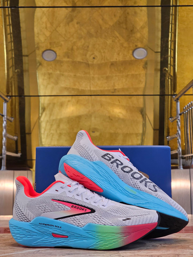 کتونی بروکس هایپریون مکس /سایزبندی 40تا45 /ساخت ویتنام /Brooks Hyperion Max /ضمانت کالا /فروش تک و عمده
