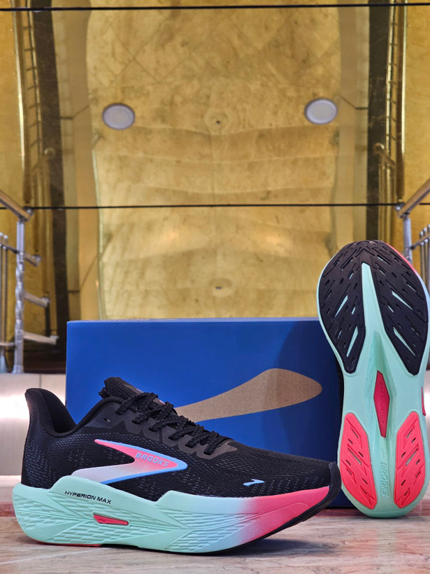 کتونی بروکس هایپریون مکس /سایزبندی 40تا45 /ساخت ویتنام /Brooks Hyperion Max /ضمانت کالا /فروش تک و عمده