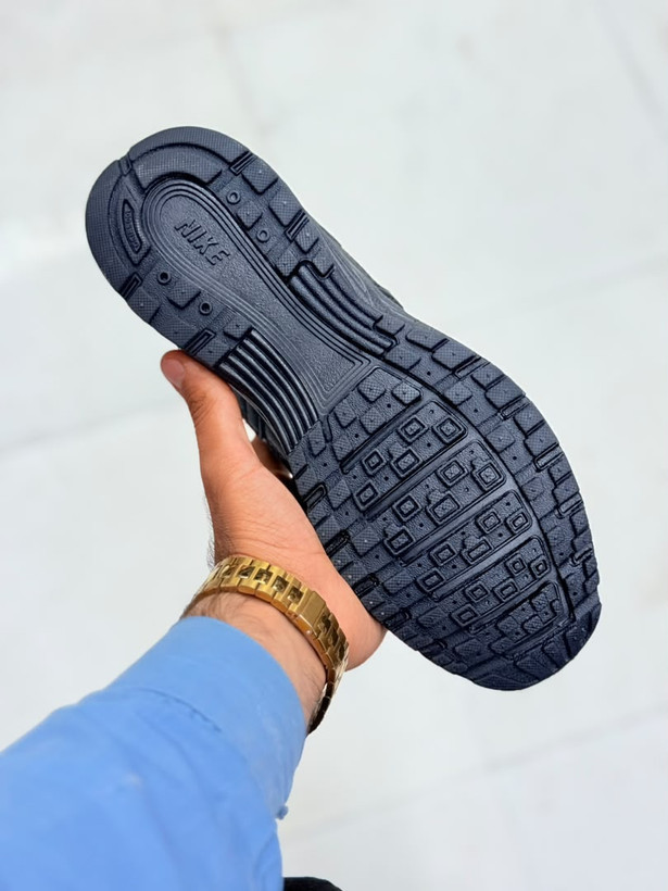 کتونی مسترکوالیتی نایک P-6000/سایز ۴۰ الی ۴۵/ساخت ویتنام/Nike P-6000/ضمانت کالا/فروش تک و عمده