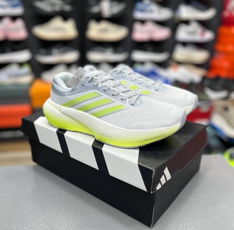 کتونی رانینگ آدیداس سوپرنوا رایز ۳/Adidas Supernova Rise 3/ساخت ویتنام/سایز ۴۰ الی ۴۵/ضمانت کالا/فروش تک و عمده