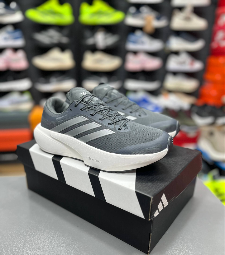 کتونی رانینگ آدیداس سوپرنوا رایز ۳/Adidas Supernova Rise 3/ساخت ویتنام/سایز ۴۰ الی ۴۵/ضمانت کالا/فروش تک و عمده