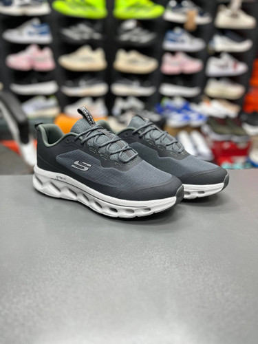 کتونی اسکیچرز اولترا گو مسترکوالیتی /سایز ۴۰ الی ۴5 /Skechers Ultra Go /ساخت ویتنام /ضمانت کالا /فروش تک و عمده