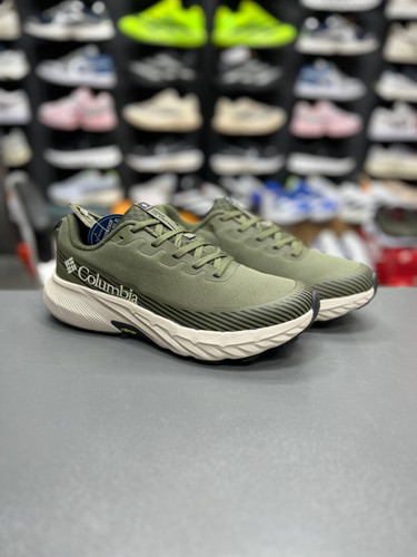 کتونی طبیعتگردی کلمبیا با زیره ویبرام/سایز ۴۰ الی ۴۵/ساخت ویتنام/ Columbia OutDry Vibram/ضمانت کالا/فروش تک و عمده