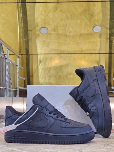کتونی نایک ایرفورس ۱ مسترکوالیتی /سایز 38 الی ۴۵ /ساخت ویتنام /Nike Airforce 1 /ضمانت کالا /فروش تک و عمده