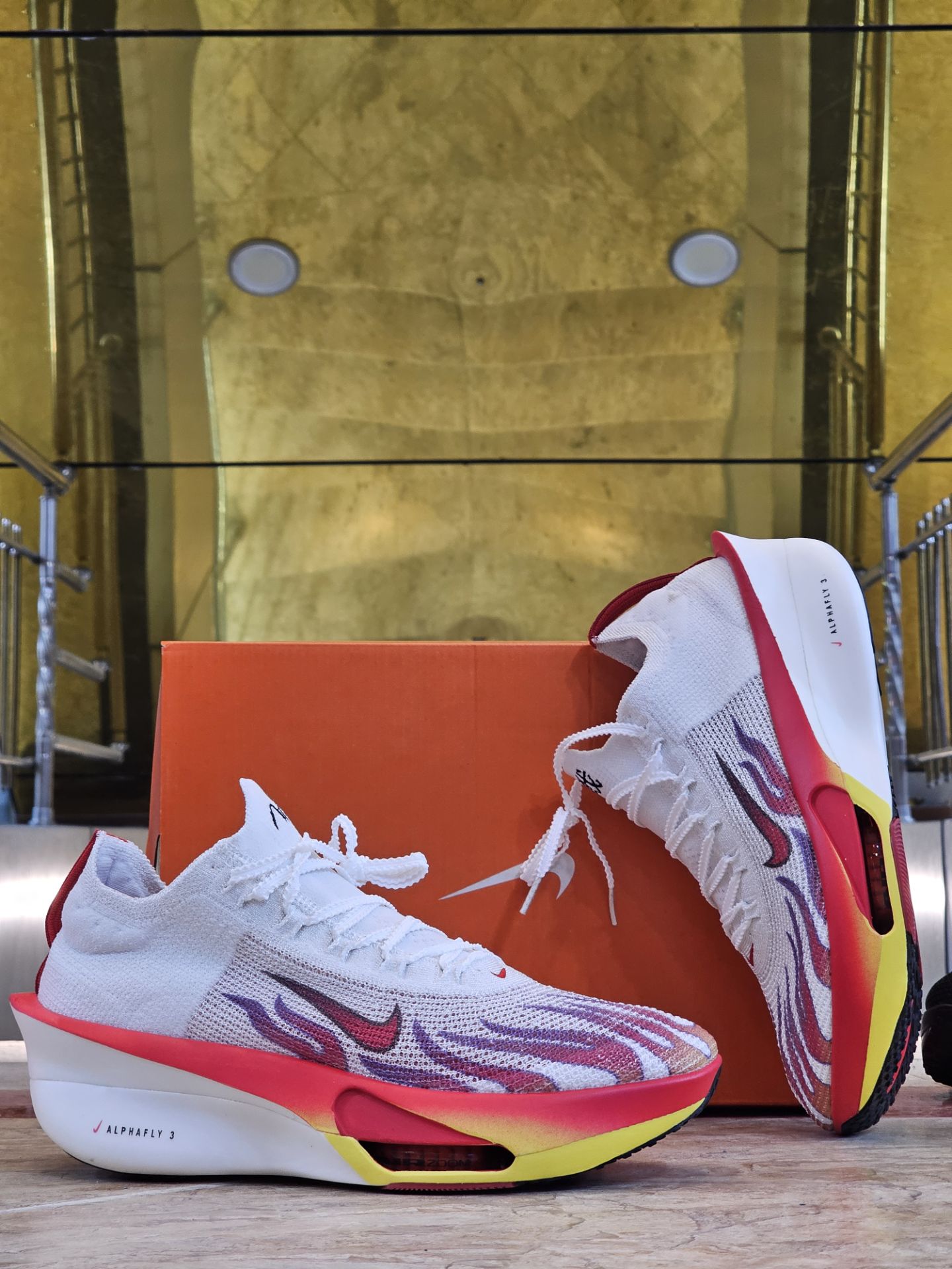 کتونی نایک آلفافلای ۳ مسترکوالیتی/سایز 40 الی 45/ساخت ویتنامNike Alphafly 3/فروش تک و عمده