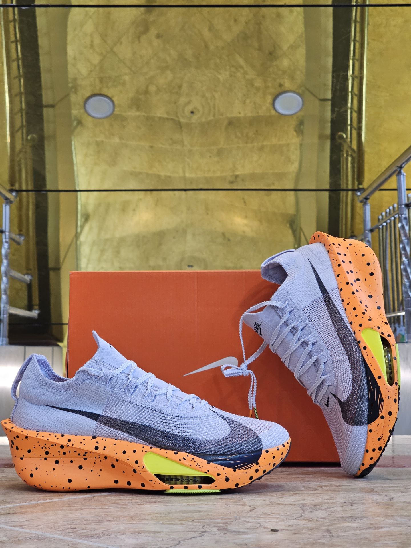 کتونی نایک آلفافلای ۳ مسترکوالیتی/سایز 40 الی 45/ساخت ویتنامNike Alphafly 3/فروش تک و عمده